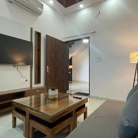 Bark & Bash-Villa-House-2