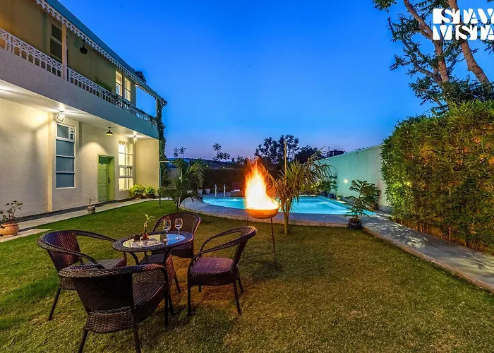 The Pastel Courtyard With Pvt Pool & Garden At Jaipur By Stayvista